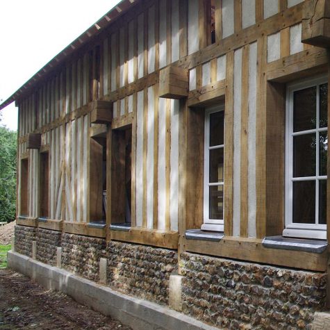Construction maison en pans de bois